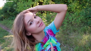 Babe, Outdoor, Strip