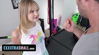 Babe, Big Cock, Blowjob, Fucking, Gagging, Gym, Old and young, Petite, Teen